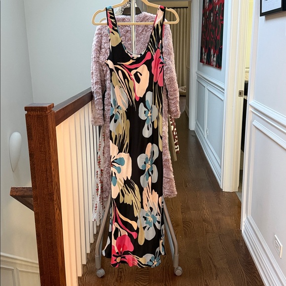 Silk Laundry 100% silk floral midi dress - Picture 5 of 8